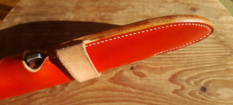 étui à couteau pour couteau décathlon, cuir végétal, l'âge du cuir, maroquinerie artisanale, dordogne, france