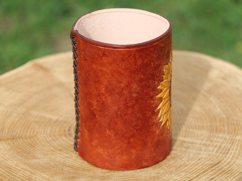 pot à crayons tournesol, cuir végétal, l'âge du cuir, maroquinerie artisanale, dordogne, france