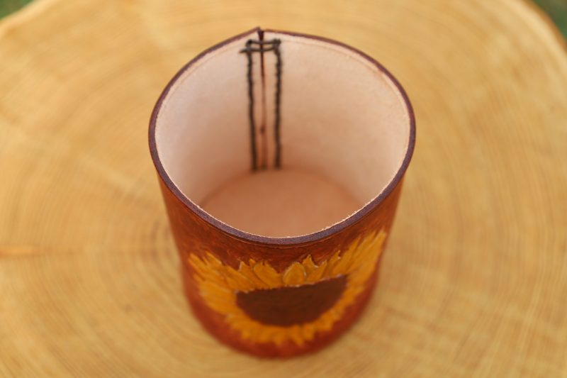 pot à crayons tournesol, cuir végétal, l'âge du cuir, maroquinerie artisanale, dordogne, france