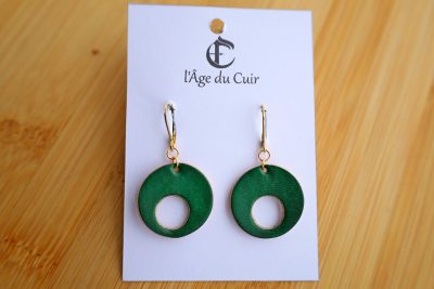 boucles d'oreilles rond vert, cuir végétal, l'âge du cuir, maroquinerie artisanale, dordogne, france
