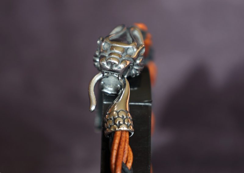 bracelet tigre, cuir végétal, l'âge du cuir, maroquinerie artisanale, Dordogne, France