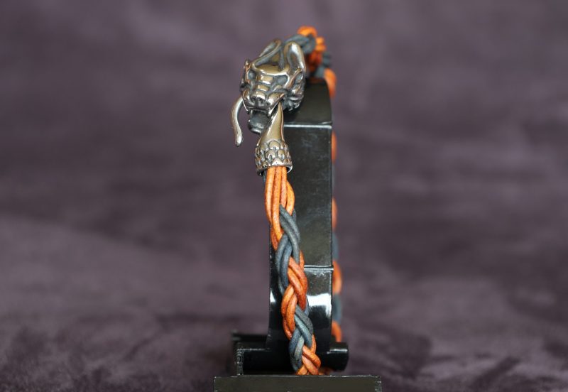 bracelet tigre, cuir végétal, l'âge du cuir, maroquinerie artisanale, Dordogne, France