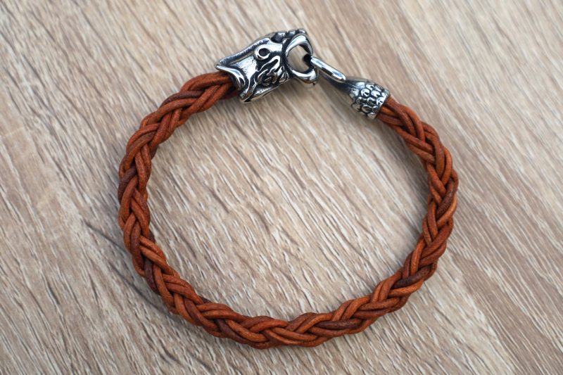 bracelet tigre, cuir végétal, l'âge du cuir, maroquinerie artisanale, dordogne, france