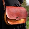 sac à main bandoulière médiéval, cuir végétal, l'âge du cuir, maroquinerie artisanale, dordogne, france