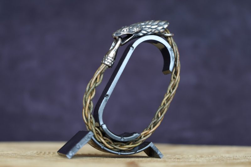 bracelet homme cuir tressé serpent, cuir végétal, l'âge du cuir, maroquinerie artisanale, Dordogne, France