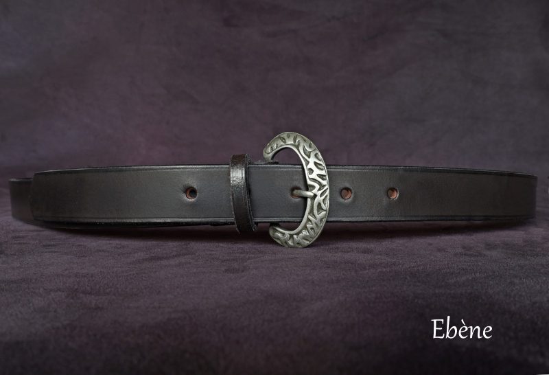 ceinture viking haut moyen-âge, cuir à tannage végétal, l'âge du cuir, maroquinerie artisanale, Dordogne, France