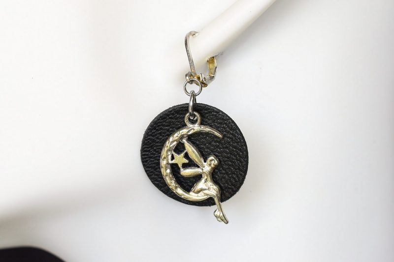 boucle d oreille noir fée, tannage végétal, l'âge du cuir; maroquinerie artisanale éthique et responsable, dordogne, france
