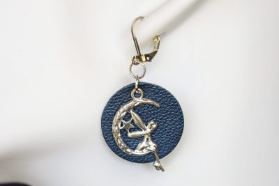 boucle d oreille bleu rond fée, argent, l'âge du cuir, maroquinerie artisanale éthique et responsable, dordogne, france