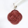 boucle d oreille rouge nœud ronde, tannage végétal, teintures naturelles, l'âge du cuir, maroquinerie artisanale éthique et responsable, dordogne, france