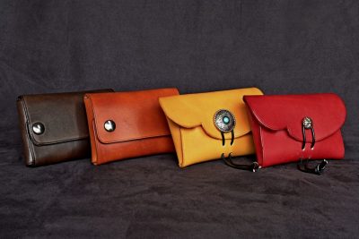 porte carte personnalisé ceinture, tannage végétal, l'Âge du Cuir , maroquinerie éthique et responsable française, Dordogne