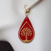 boucle d oreille arbre de vie goutte d eau pendante rouge, tannage végétal, l'âge du cuir, maroquinerie artisanale éthique et responsable, Dordogne, France