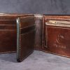 portefeuille homme luxe, tannage végétal, l'Âge du Cuir, maroquinerie, artisanat éthique et responsable, France, Dordogne