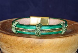 bracelet cuir femme vert or galon Freyjagrima