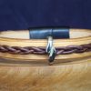 bracelet viking naturel marron perle croisée Røtter, tannage végétal, l'âge du cuir, maroquinerie artisanale éthique et responsable, Dordogne, France
