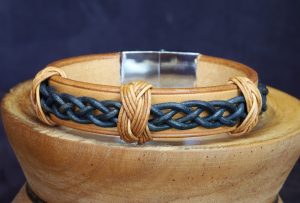 bracelet viking naturel bleu 3 perles tressées Ægisbaugur