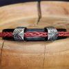 bracelet viking noir rouge 2 perles triangulaires Drakknótt, tannage végétal, l'âge du cuir, maroquinerie artisanale éthique et responsable, Dordogne, France