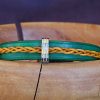 bracelet viking vert jaune Solgrønn 2, tannage végétal, l'âge du cuir, maroquinerie artisanale éthique et responsable, Dordogne, France
