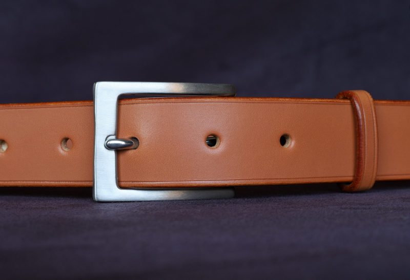 ceinture cuir Zenith noisette 30H, tannage végétal, l'âge du cuir, maroquinerie artisanale éthique et responsable, Dordogne, France