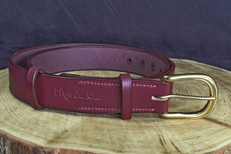 ceinture femme Diora, tannage végétal, l'âge du cuir, maroquinerie artisanale éthique et responsable, Dordogne, France