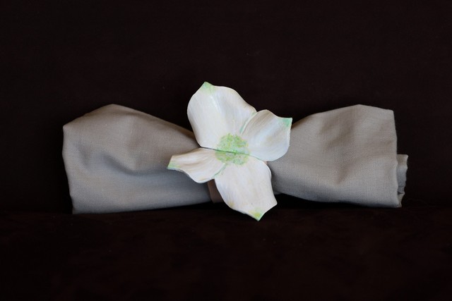rond de serviette cornus, tannage végétal, l'Âge du Cuir, maroquinerie artisanale éthique et responsable, Dordogne, France