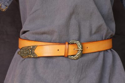 ceinture viking homme, cuir à tannage végétal, l'Âge du Cuir, maroquinerie artisanale éthique et responsable, Dordogne, France